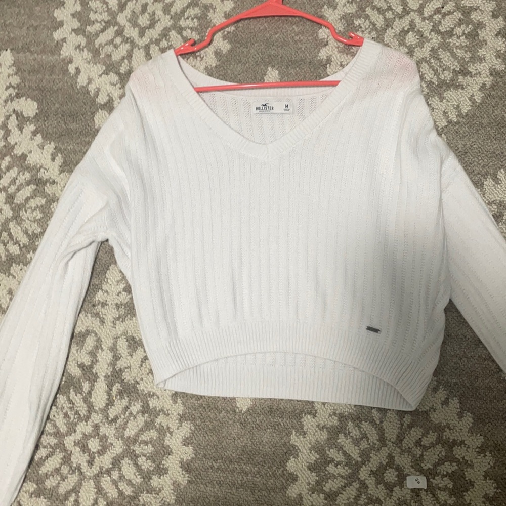 Hollister sweater